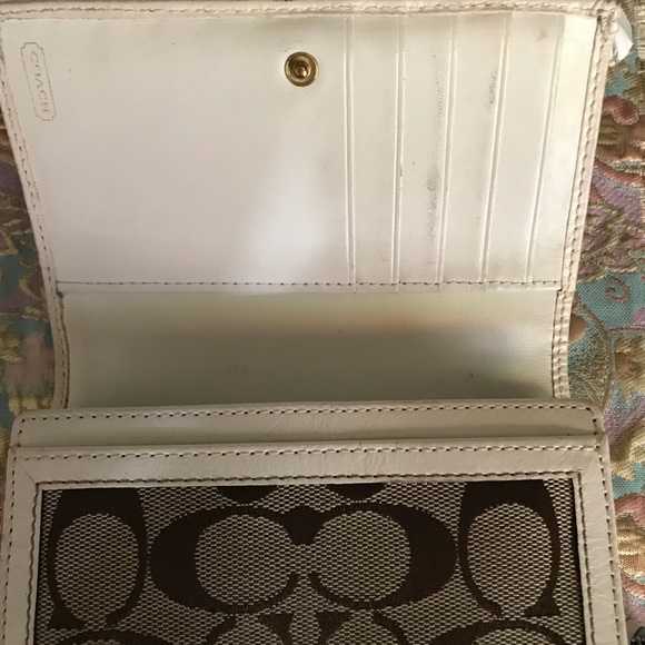 Wallet - Picture 4 of 4